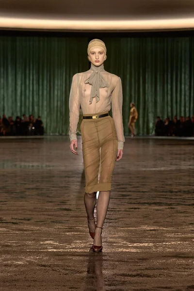 Look 6